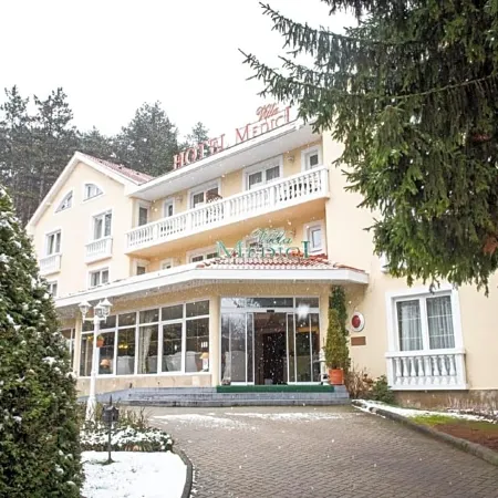 Villa Medici Hotel & Restaurant