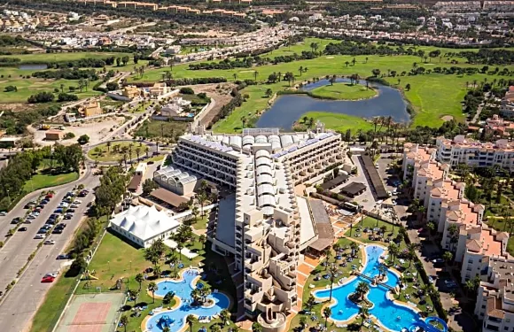 AR阿爾梅里瑪爾酒店