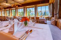 Landkomforthotel Panorama & Restaurant Bella Vista Hotels in Farchant