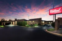 Red Roof Inn & Suites Lexington – Hamburg
