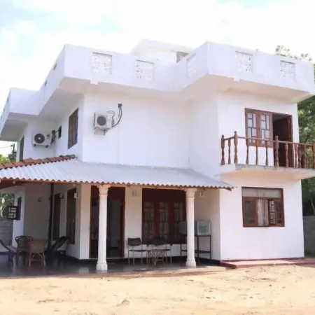 Hotel  Whitehouse
