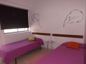 Alameda Hostel