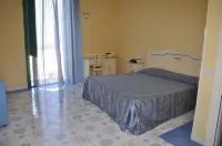 Hotel Savoia - Airport Shuttle