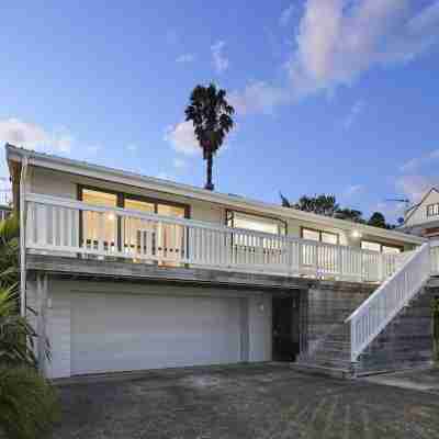 Stunning Ocean Escape - Seaviews-Netflix Hotel Exterior