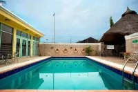 Swiss International Mabisel - piscina