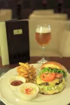 亞的斯藍寶石飯店 - 早餐