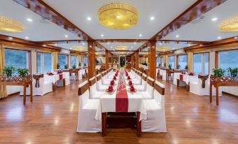 Halong Crown Cruise