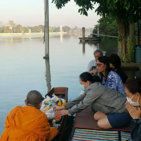 Garden Riverside Amphawa