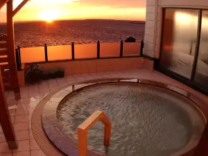 레이크 사로마 쓰루가 리조트