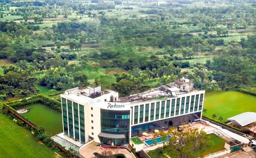 Radisson Hotel Bareilly Airport - badewanne