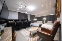 Ansan (Evergreen Tree) the Gray