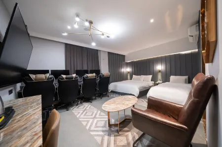 Ansan (Evergreen Tree) the Gray Отели рядом с достопримечательностью «Ansan Botanical Garden»