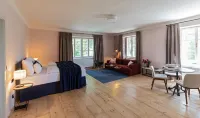 Boutique Hotel Zum Oberjäger Hotels in Kirchschlag