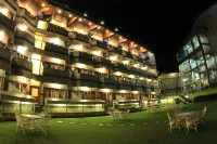 Piccadily Hotel Manali Hotels in Manali