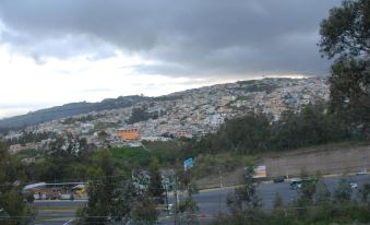 Quito Condor Hostal