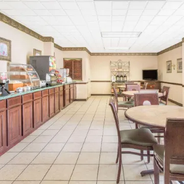 Days Inn by Wyndham Princeton