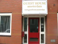 Guest House Amsterdam Hotel berhampiran Moskee Arrayan