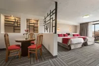 Ramada Plaza by Wyndham Leon