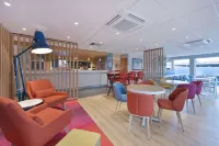 Travelodge Marlow 庫克姆住宿飯店