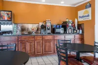 Days Inn by Wyndham Ogallala - breakfast