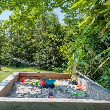 "Elline" - 450m from the Sea