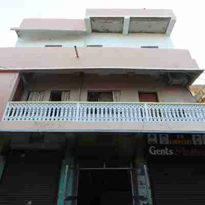 OYO Flagship Biswanath Heritage Hotel Exterior