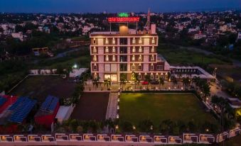 Hotel Chandradeep Regency
