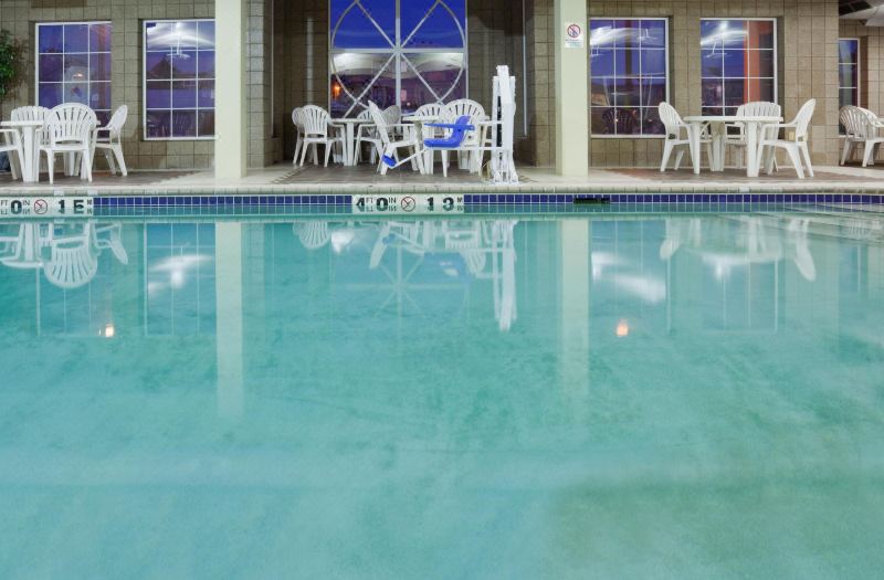 Holiday Inn Express & Suites ST. Cloud by IHG photo 3