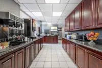 Days Inn by Wyndham Amarillo East - sarapan