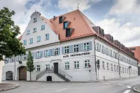 Posthalterei Betreiber GmbH und Co. KG Hotels in Adelsried