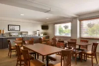 Travelodge Suites by Wyndham New Glasgow - Morgenmad
