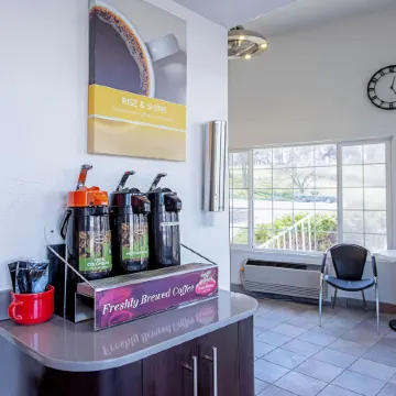 Motel 6 Pendleton, or - West