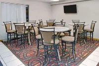 Super 8 by Wyndham Fort Collins - breakfast