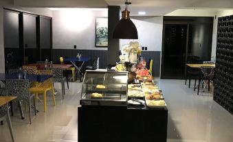 Tawfiqs Hotel - Housity