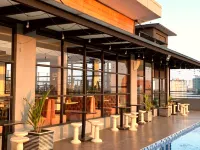 Surabaya River View Hotel - Pools