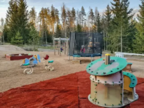 Mäntymäki โรงแรมในRaseborg