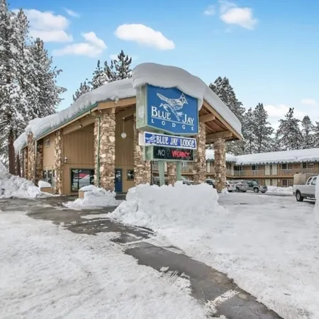 Blue Jay Lodge Отели рядом с достопримечательностью «Эль Дорадо Бич»