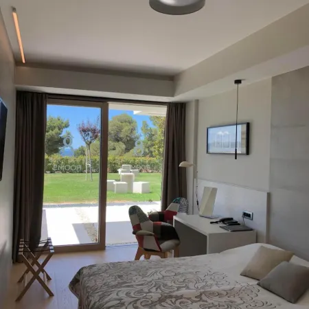 Bel Etage Luxury Rooms - Room 1 with Free Wifi