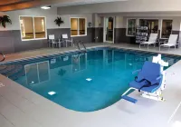 Country Inn & Suites by Radisson, Fairborn South, Oh - Pool