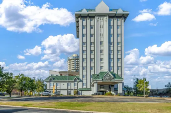 Country Inn & Suites by Radisson, Oklahoma City at Northwest Expressway, OK Hotels near Kickingbird Square