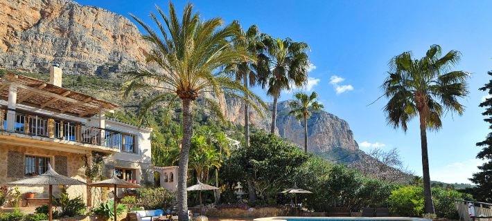 Petite Fleur Hotels in Xabia