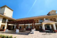 Days Inn by Wyndham Humble/Houston InterContinental Airport