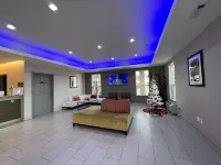 Catoosa Inn & Suites Hotels in Catoosa