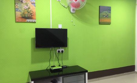 Greenpeace Guesthouse - Housity