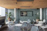 Citadines Connect Sydney Airport - breakfast