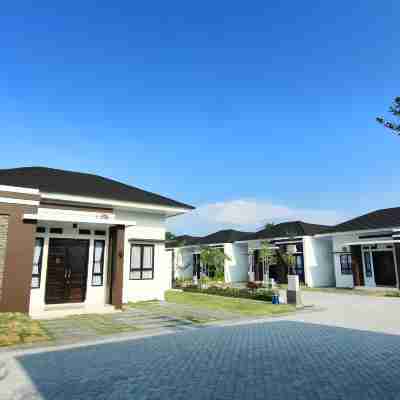 The Baliview Luxury Villas and Resto Hotel Exterior