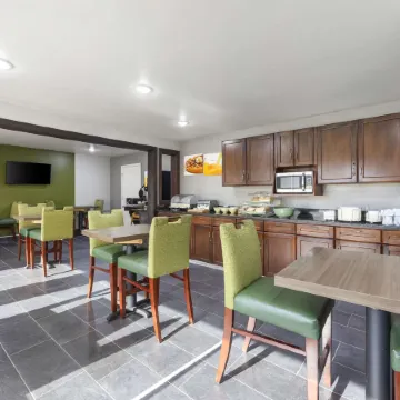 Quality Inn Jackson Northwest