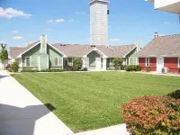 The Champagne Lodge & Luxury Suites Hotels in Downers Grove Township