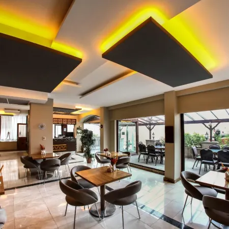 HİTİT Otel Отели рядом с достопримечательностью «Замок Анкары»