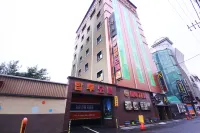 Gyeongsan Top Two Hotels in 